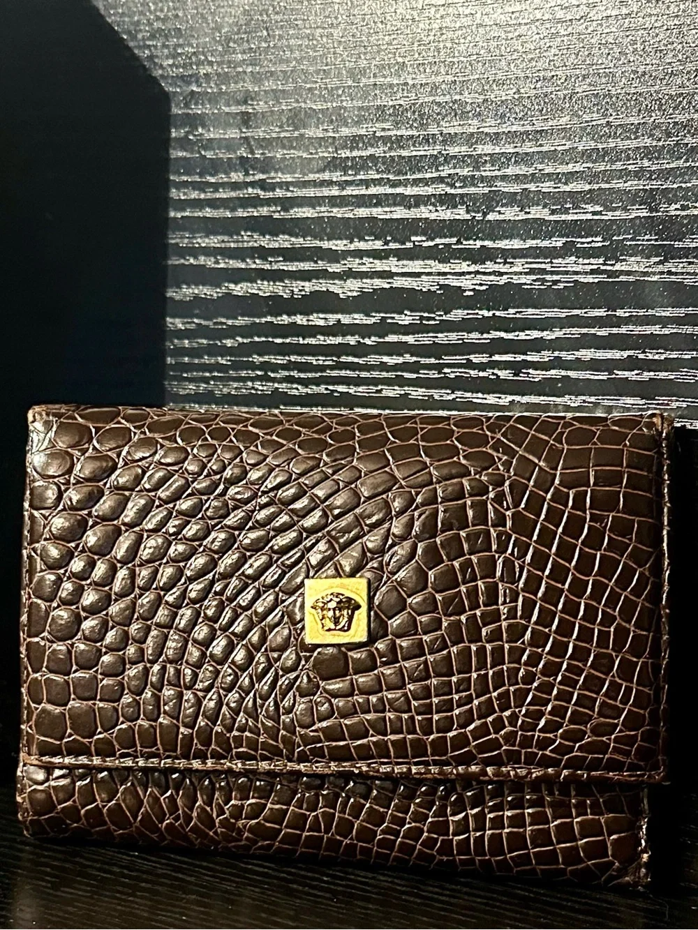 Vintage Gianni Versace Brown Croc Embossed Leather Trifold Wallet Clutch Medusa